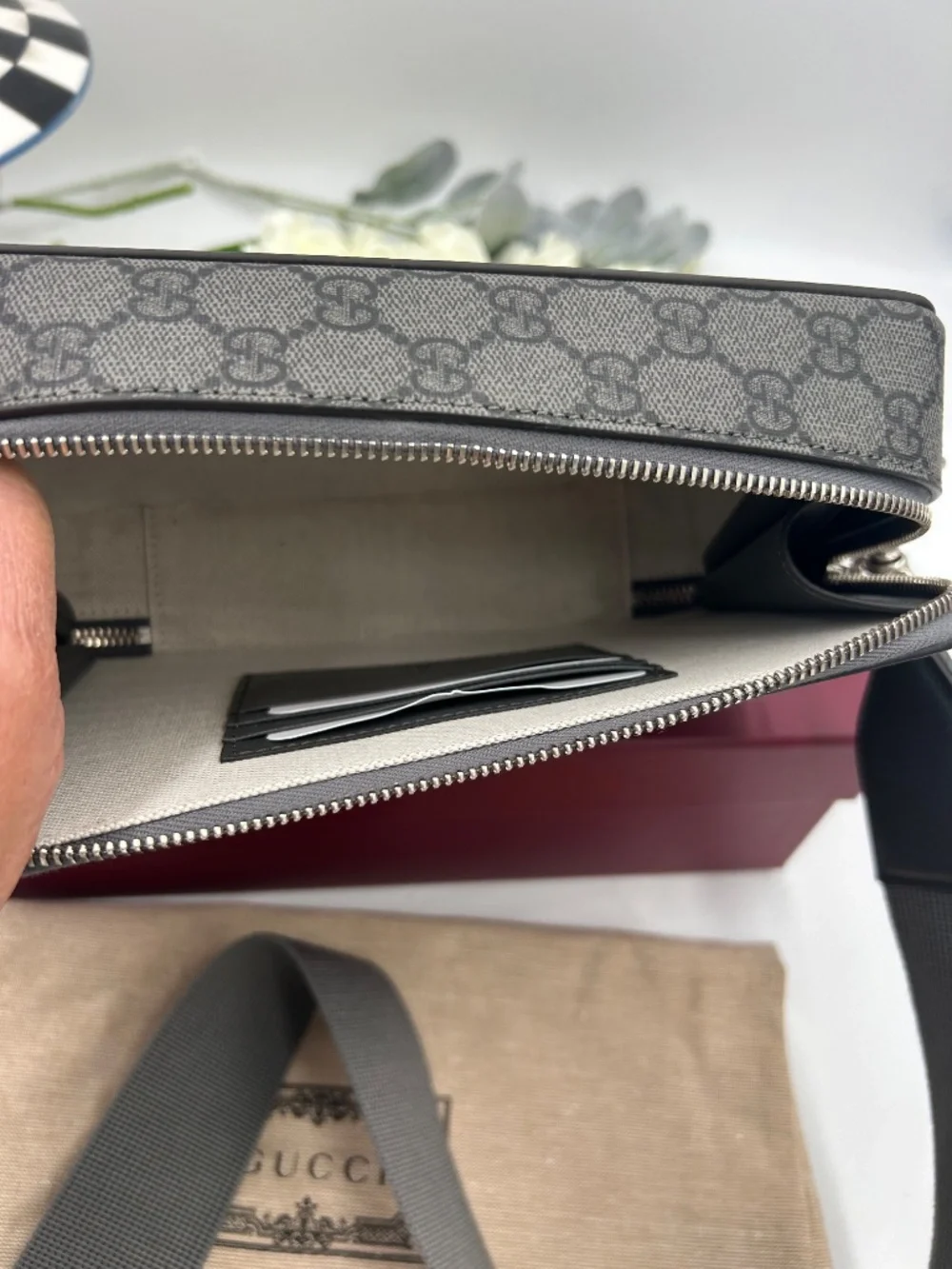 Men’s Gucci Ophedia GG Supreme Shoulder Bag. Made in Italy.
